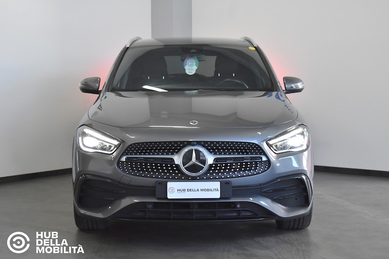 MERCEDES-BENZ GLA 220 d Automatic 4Matic Premium